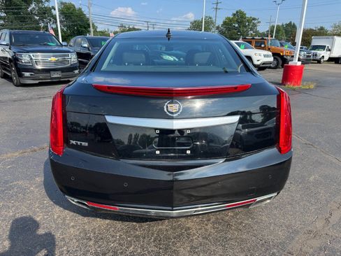 Used 2013 Cadillac XTS Luxury FWD image 4