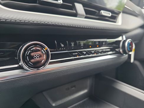 New 2026 Chevrolet Equinox LT image 22