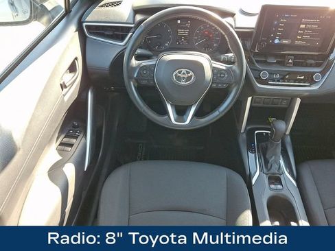 Used 2023 Toyota Corolla Cross LE w/ Moonroof Package AWD/4WD image 3