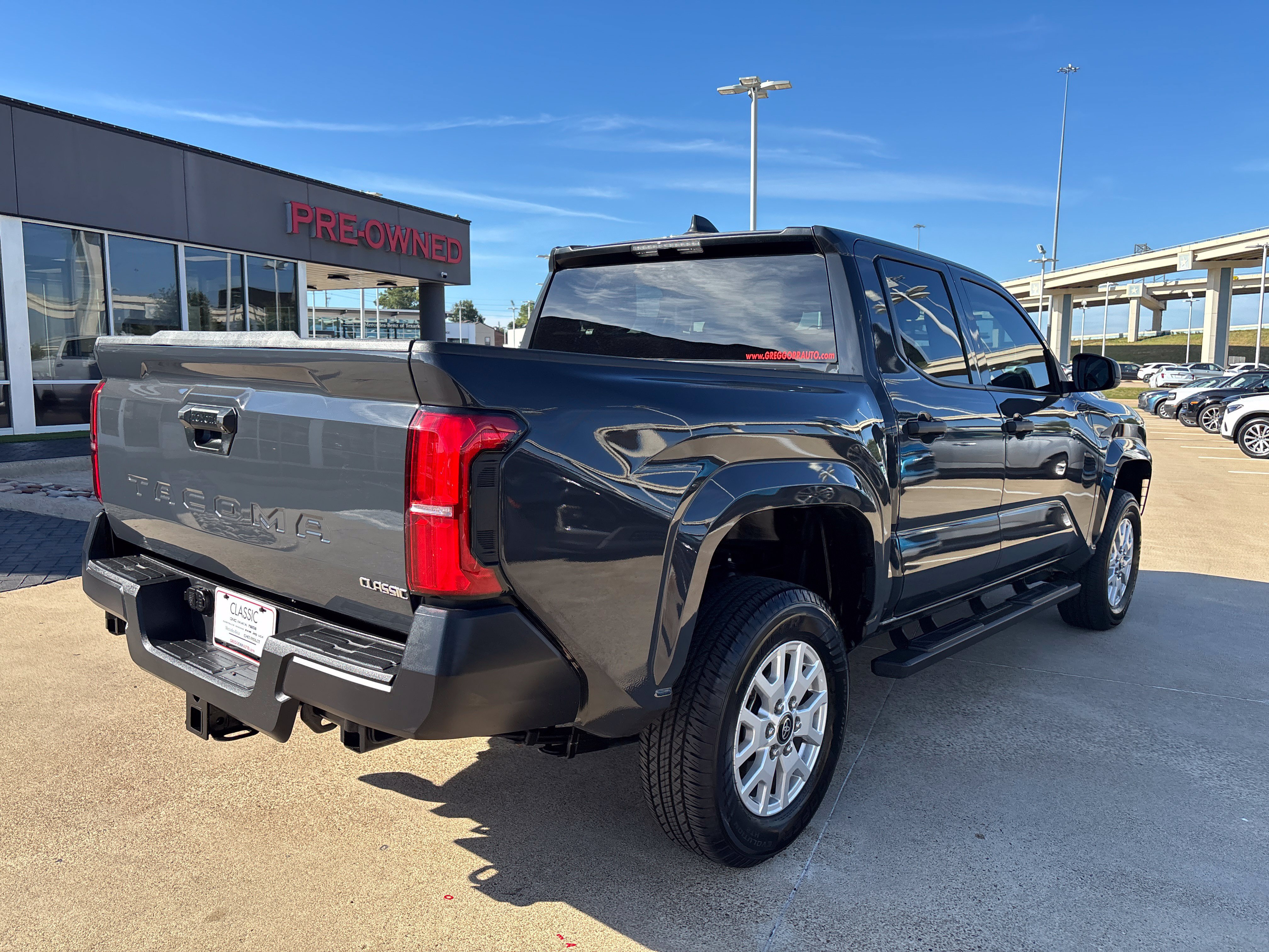 Used 2025 Toyota Tacoma SR RWD image 9