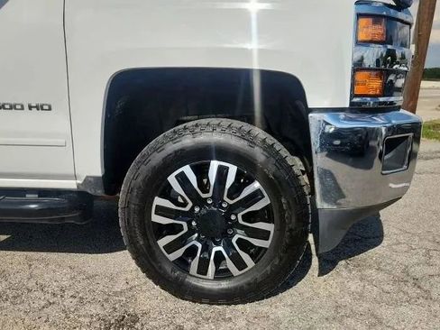 Used 2016 Chevrolet Silverado 2500 LT w/ LT Fleet Convenience Package AWD/4WD image 13