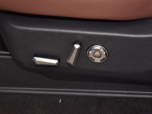 New 2026 Lincoln Navigator Reserve AWD/4WD image 67