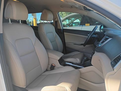 Used 2017 Hyundai Tucson Limited FWD image 3