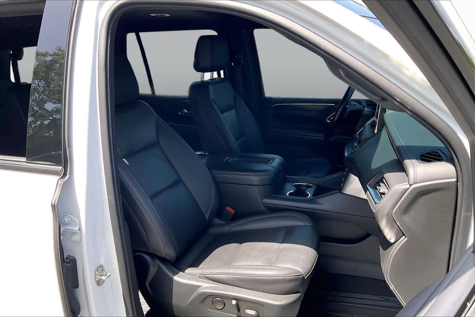 Used 2022 Chevrolet Tahoe Z71 AWD/4WD image 8