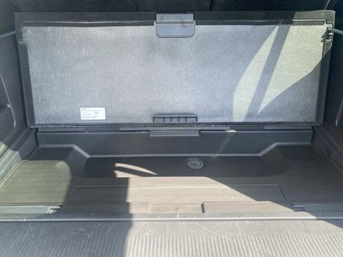 Used 2025 Ford Expedition Max Platinum AWD/4WD image 16