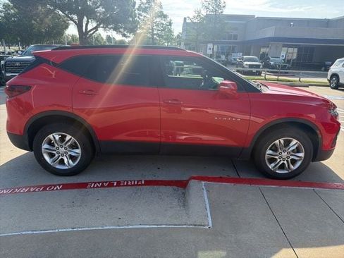 Used 2020 Chevrolet Blazer LT FWD image 4