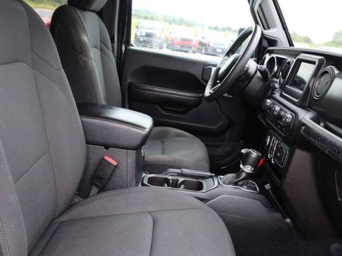 Used 2023 Jeep Wrangler Unlimited Sport AWD/4WD image 15
