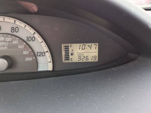 Used 2008 Toyota Yaris Base image 17