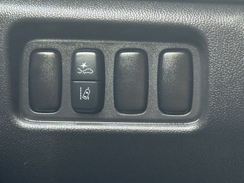 Used 2025 Mitsubishi Outlander Sport AWD image 8