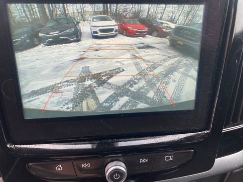 Used 2019 Chevrolet Traverse LT w/ LPO, Floor Liner Package image 24