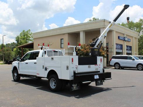 Used 2025 Ford F350 XLT AWD/4WD image 31