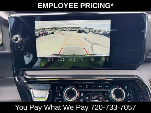 Used 2024 GMC Sierra 1500 AT4 w/ Technology Package AWD/4WD image 34