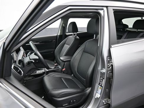 Used 2025 Kia Seltos EX w/ EX Sunroof Package image 10