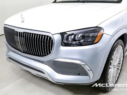 Used 2023 Mercedes-Benz Maybach GLS 600 4MATIC image 38
