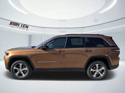 New 2026 Jeep Grand Cherokee Limited AWD/4WD image 6