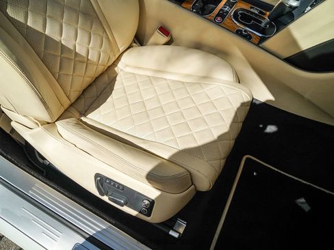 Used 2016 Bentley Continental GT image 79