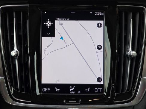 Used 2021 Volvo S90 T6 Inscription image 8