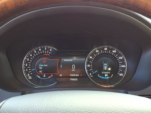 Certified 2018 Ford Explorer Platinum image 20