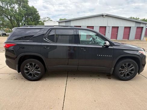 Used 2018 Chevrolet Traverse RS FWD image 7