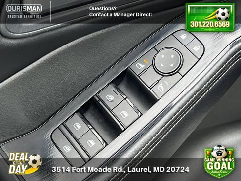 Used 2024 Nissan Rogue SV AWD/4WD image 8