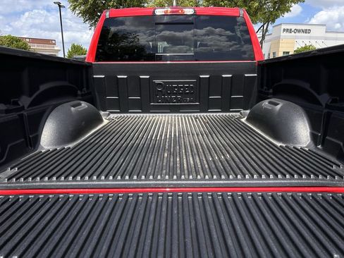 Used 2025 RAM 1500 Laramie image 33