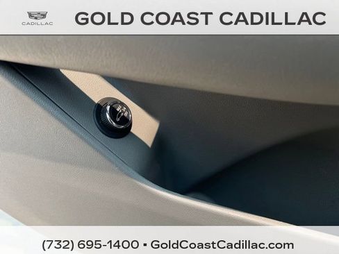 Certified 2023 Cadillac XT5 Premium Luxury w/ LPO, Floor Liner Package AWD/4WD image 17