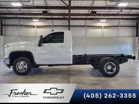New 2026 Chevrolet Silverado 3500 LT w/ Convenience Package AWD/4WD image 1