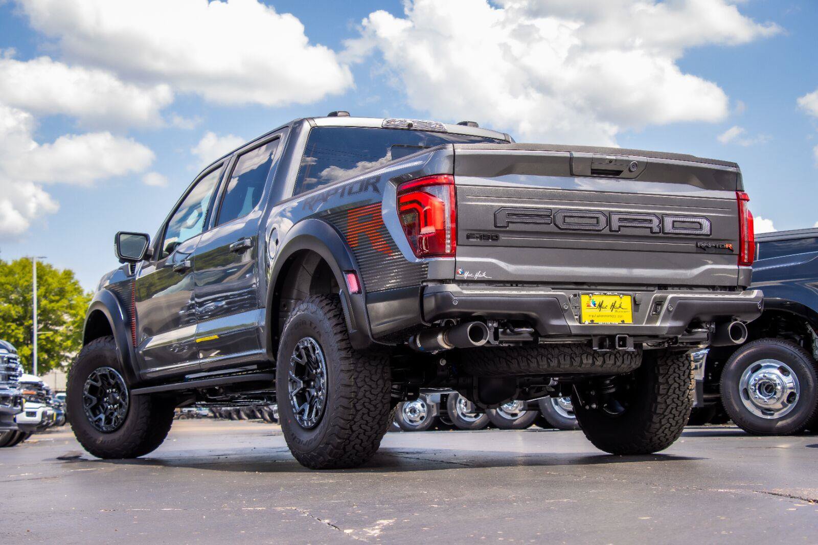 Used 2026 Ford F150 Raptor w/ Equipment Group 803A Raptor R AWD/4WD image 5
