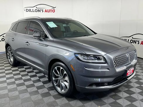 Used 2021 Lincoln Nautilus Reserve w/ Cargo Utility Package AWD/4WD image 11