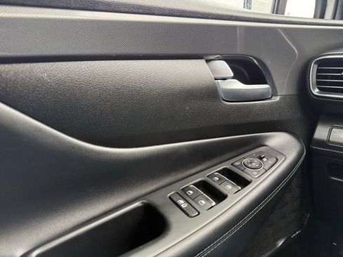 Used 2022 Hyundai Santa Fe SEL w/ Convenience + Premium Package FWD image 12