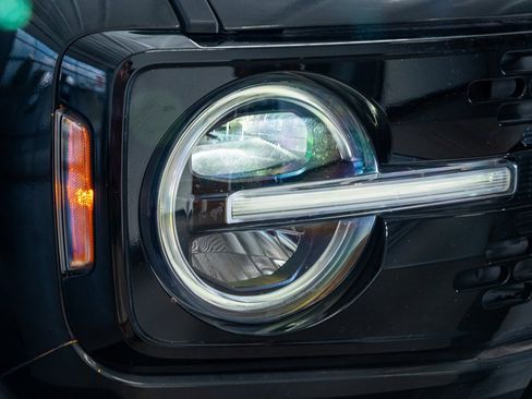 Used 2021 Ford Bronco First Edition image 18