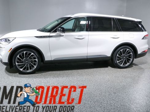 Used 2023 Lincoln Aviator Reserve w/ Equipment Group 201A RWD image 10