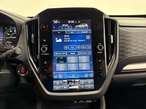 Used 2026 Subaru Forester Premium AWD/4WD image 18