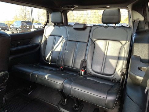 Used 2023 Jeep Wagoneer Series II image 11