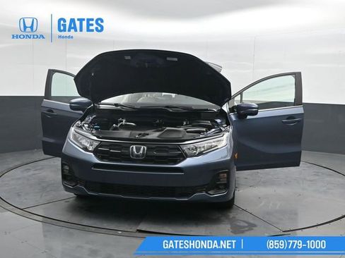 Certified 2025 Honda Odyssey Touring image 49