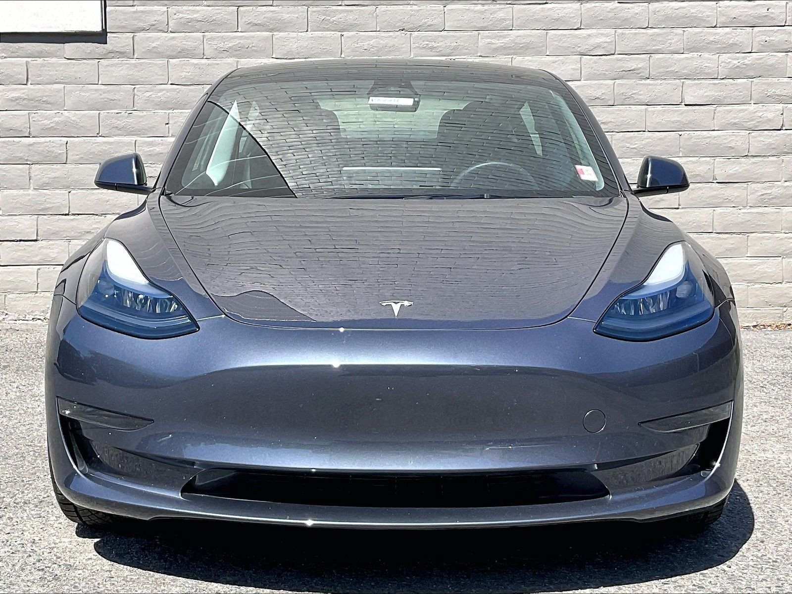 Used 2023 Tesla Model 3 Standard Range RWD image 2