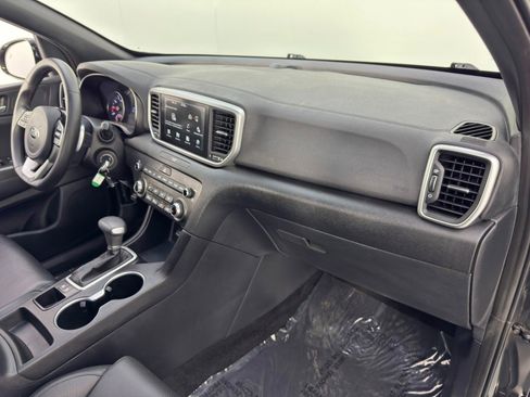 Used 2021 Kia Sportage S image 14