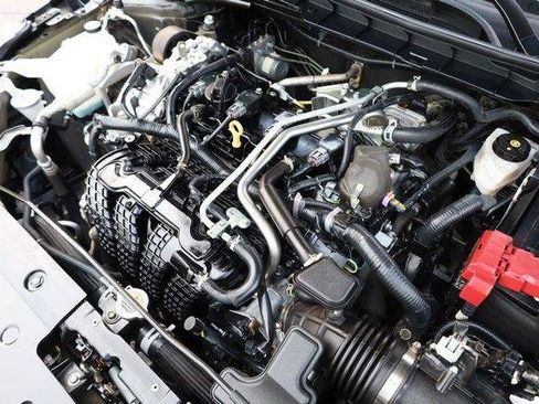 Certified 2025 Nissan Altima 2.5 SV FWD image 24