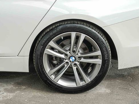 Used 2018 BMW 330i Sedan RWD image 11