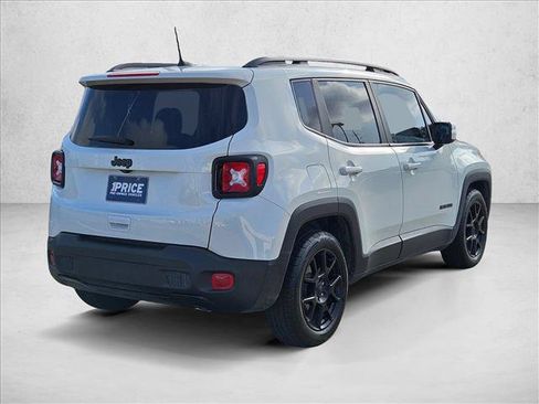 Used 2020 Jeep Renegade Altitude FWD image 5