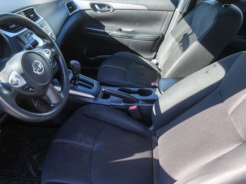 Used 2018 Nissan Sentra S w/ S Midnight Style Package image 5