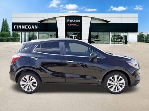 Used 2020 Buick Encore Preferred image 8