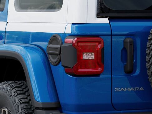 New 2026 Jeep Wrangler Sahara w/ Whitecap Package image 10