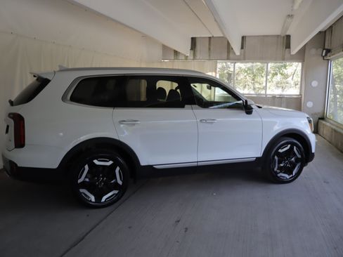 Used 2024 Kia Telluride S w/ S Sunroof Package AWD/4WD image 6