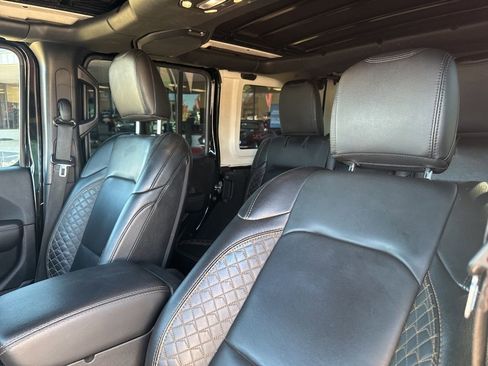 Used 2021 Jeep Wrangler Unlimited Sahara image 18