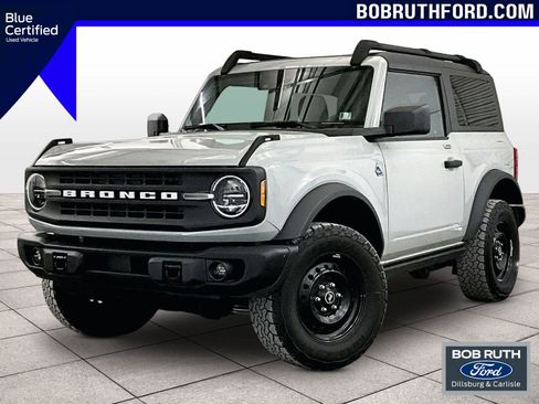 Used 2022 Ford Bronco Black Diamond image 1