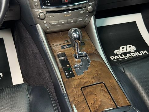 Used 2011 Lexus IS 250C image 28