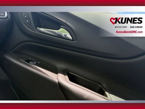 Used 2024 Chevrolet Equinox LT AWD/4WD image 37