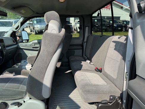 Used 2002 Ford F250 XLT image 12