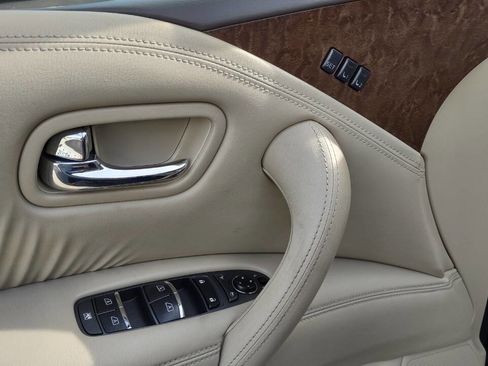 Used 2016 INFINITI QX80 2WD image 11